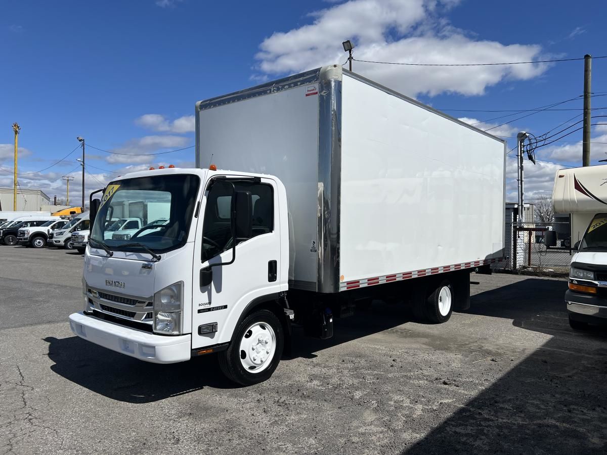 2017 Isuzu NRR