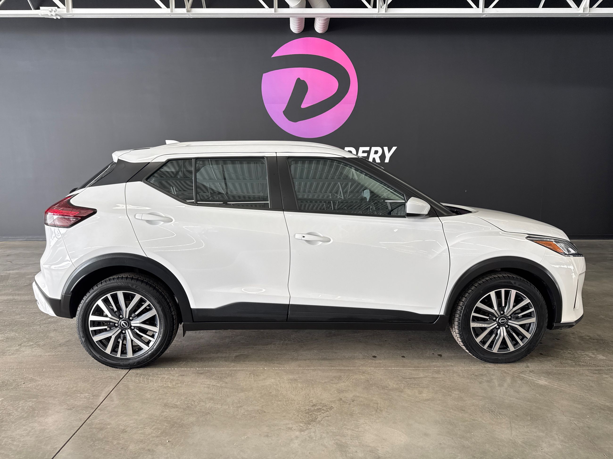 2025 Nissan Kicks Play SV - 1