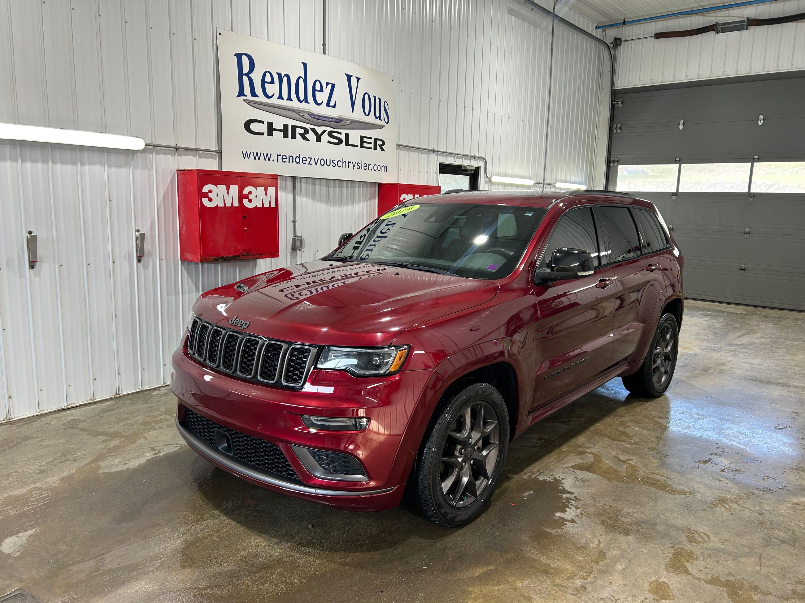 2019 Jeep GRAND CHEROKEE