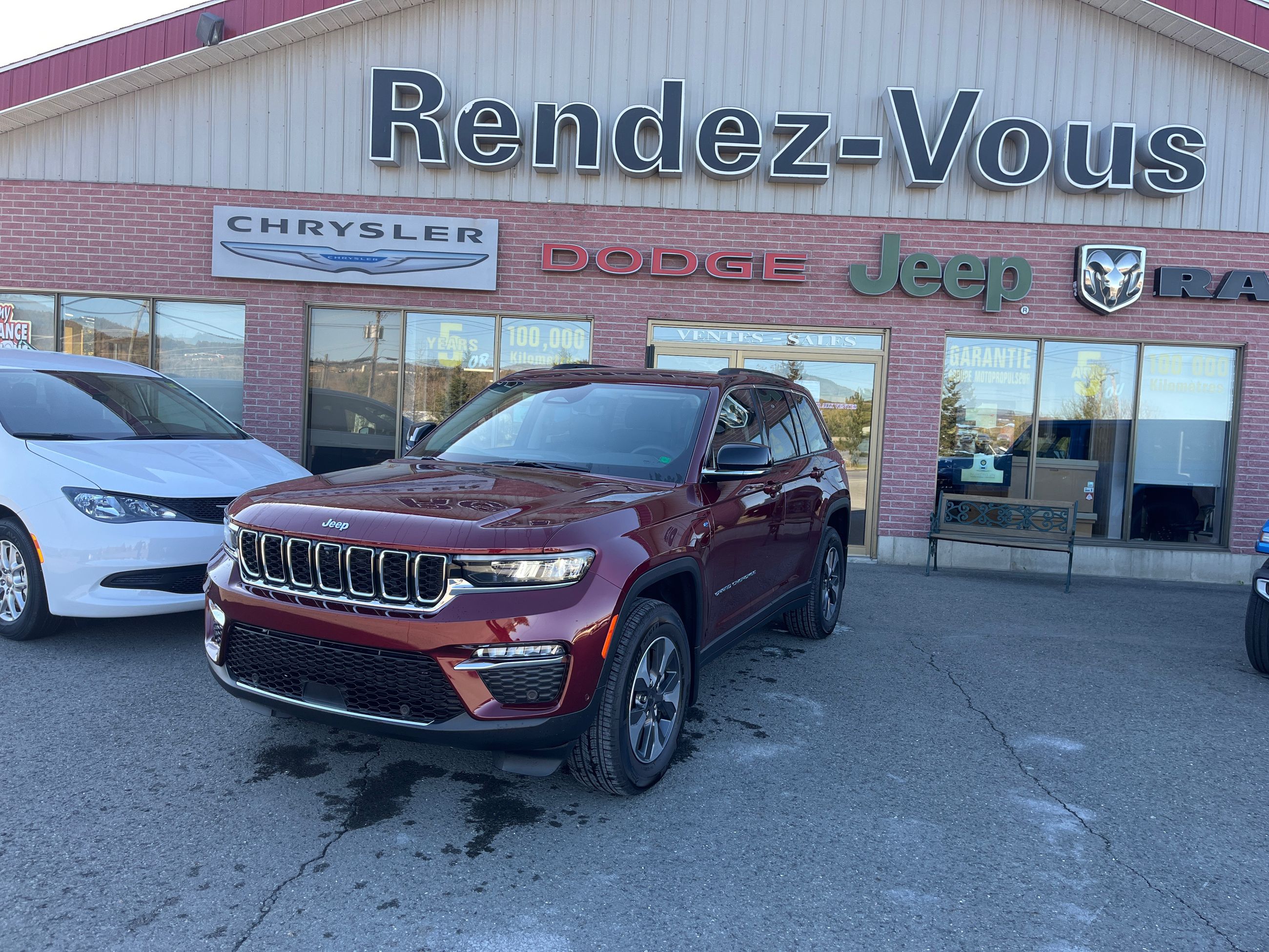 2023 Jeep GRAND CHEROKEE 4XE