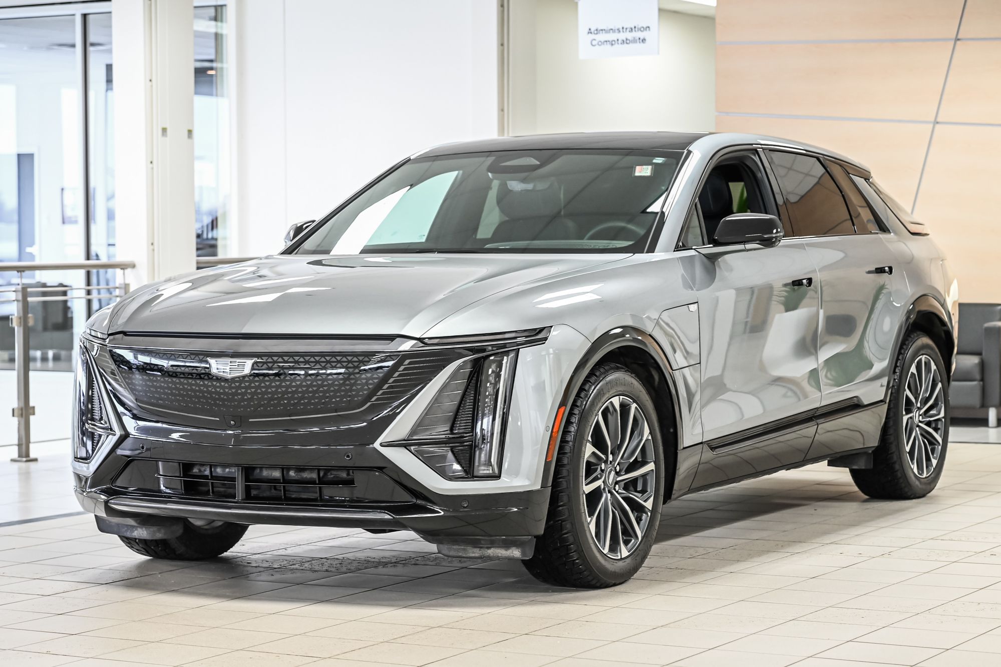 2025 Cadillac LYRIQ