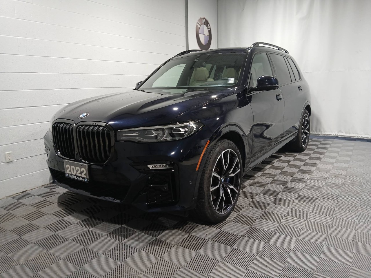 2022 BMW X7