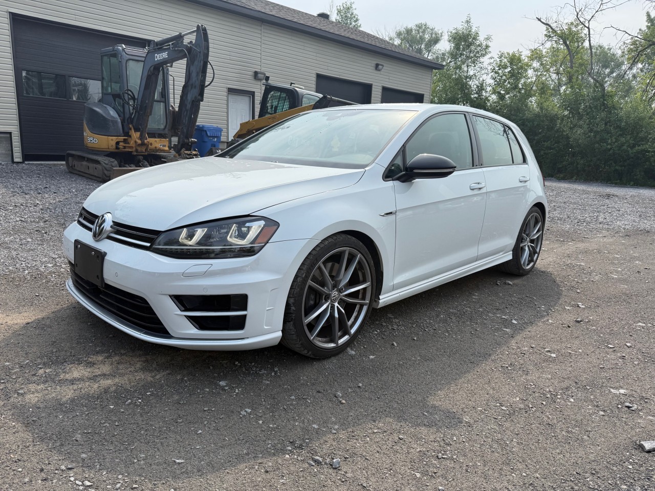 2017 Volkswagen Golf R