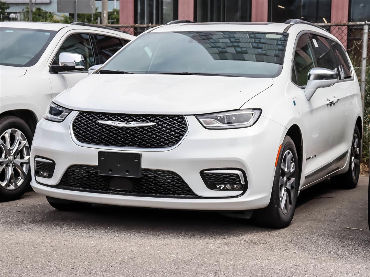 2024 Chrysler Pacifica Hybrid