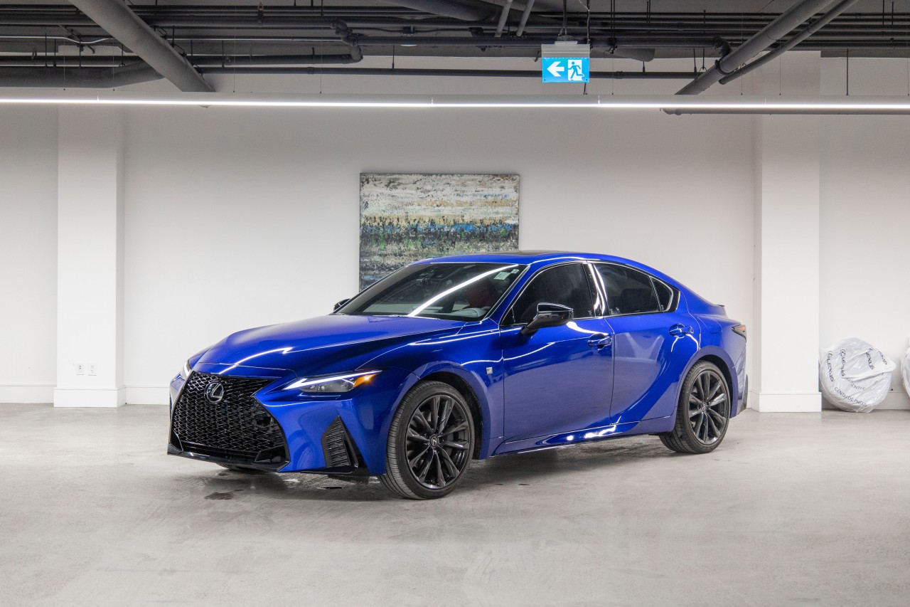 2025 Lexus IS