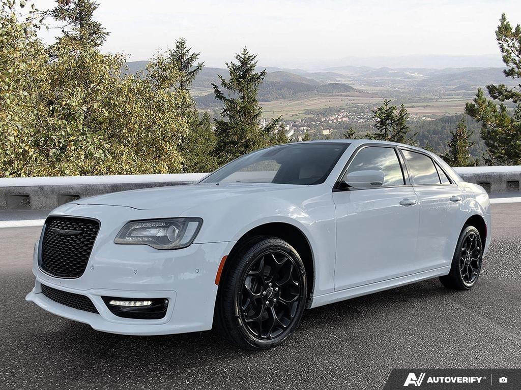 2023 Chrysler 300