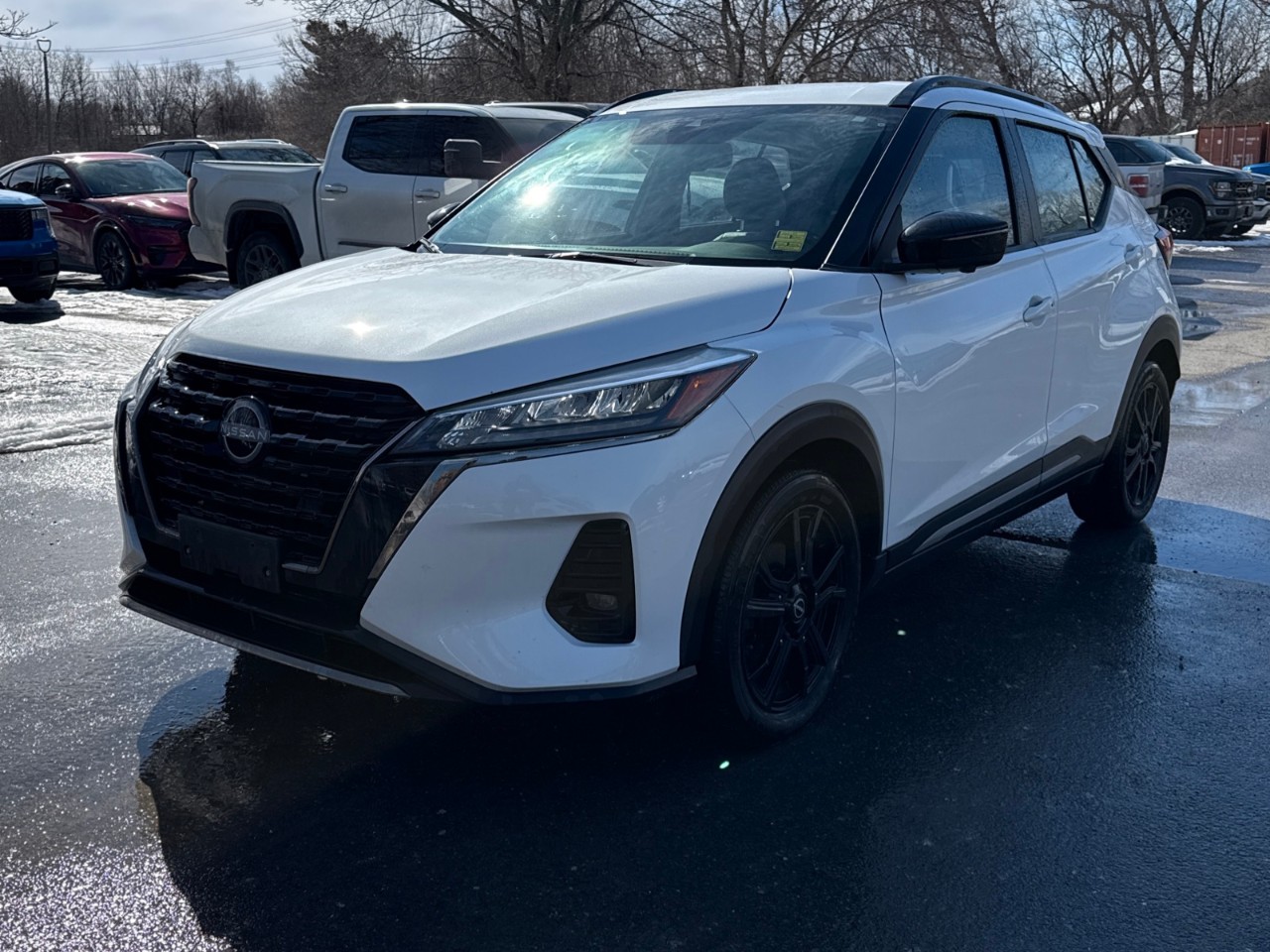 2023 Nissan Kicks