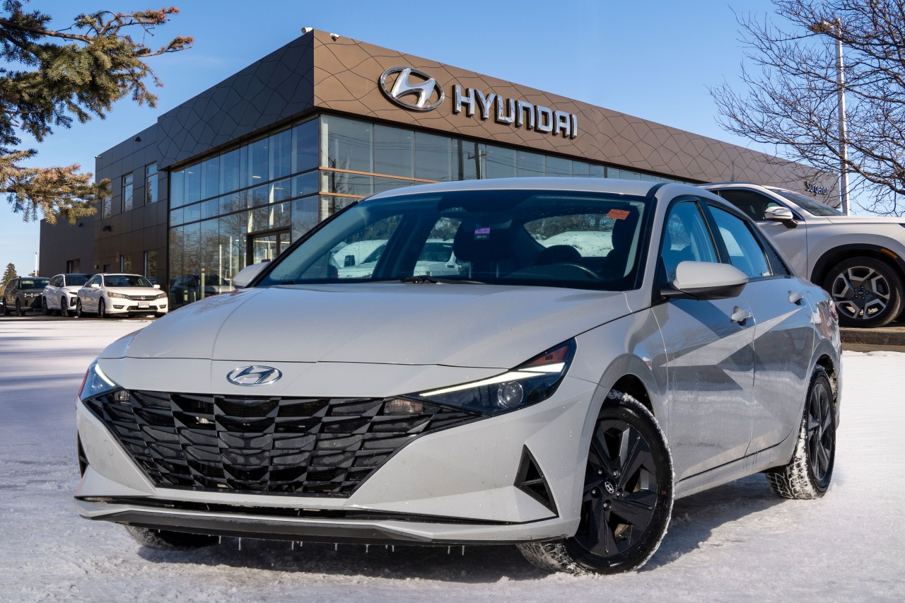 2022 Hyundai Elantra Hybrid