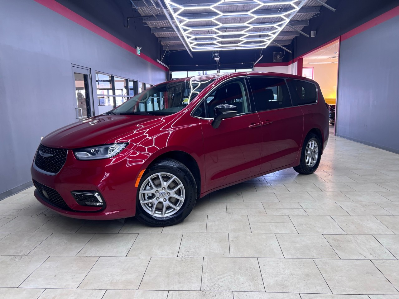 2024 Chrysler Pacifica