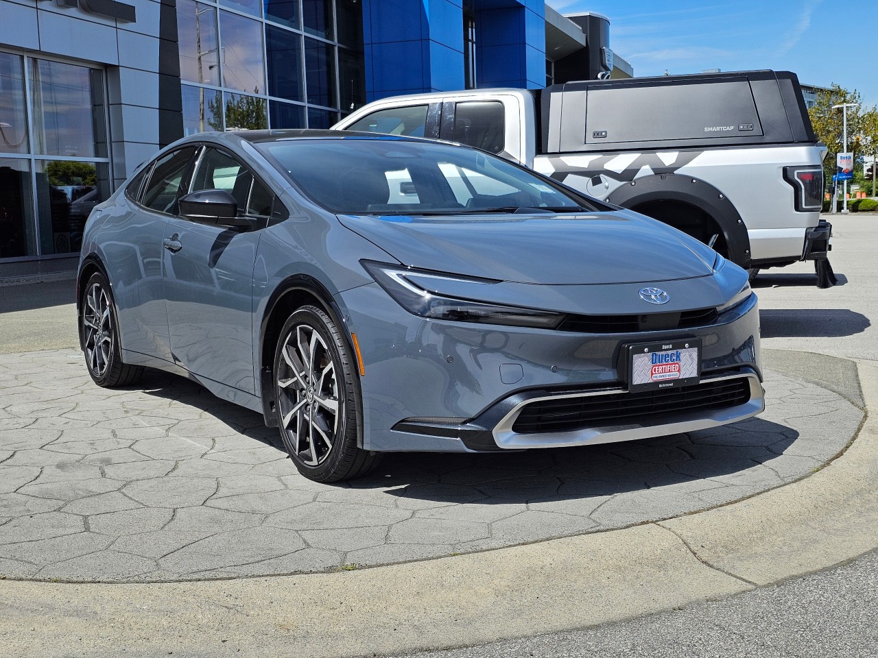 2025 Toyota Prius Plug-In Hybrid