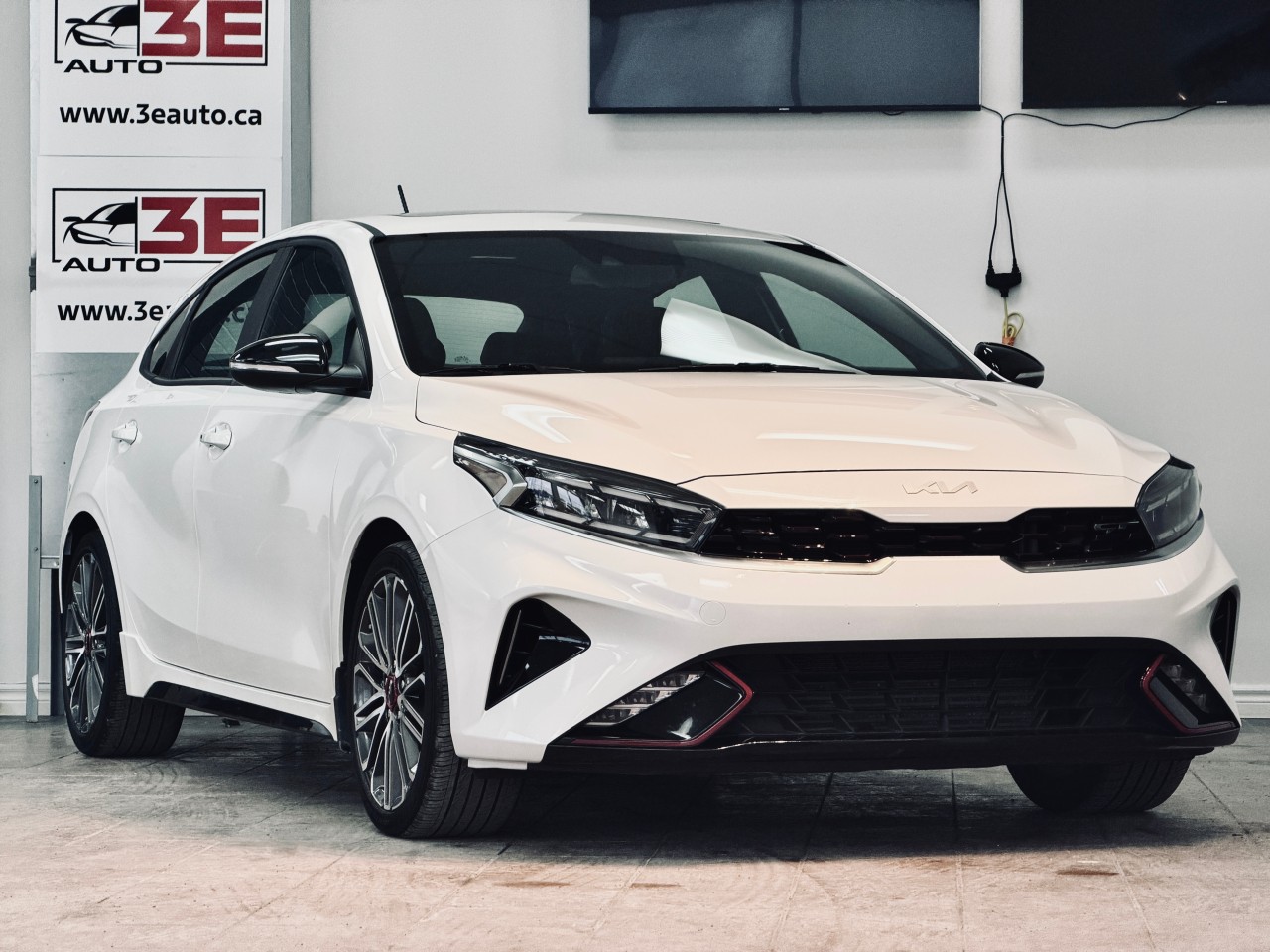 2023 Kia Forte5