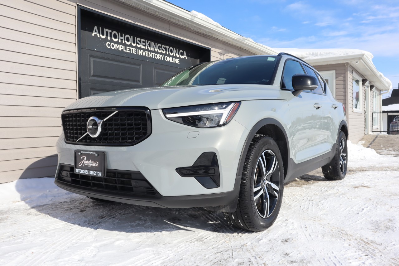 2024 Volvo XC40