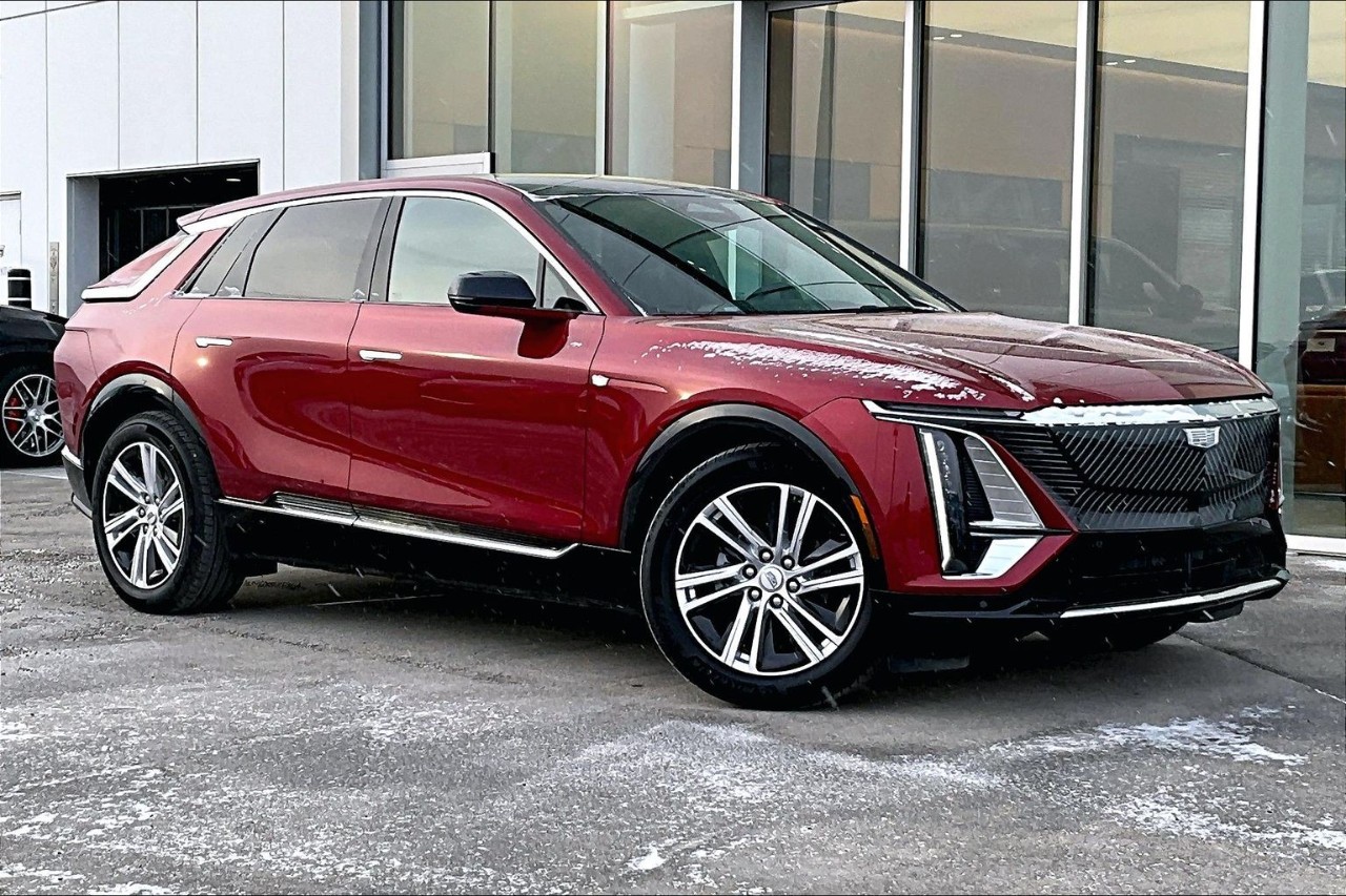 2024 Cadillac LYRIQ