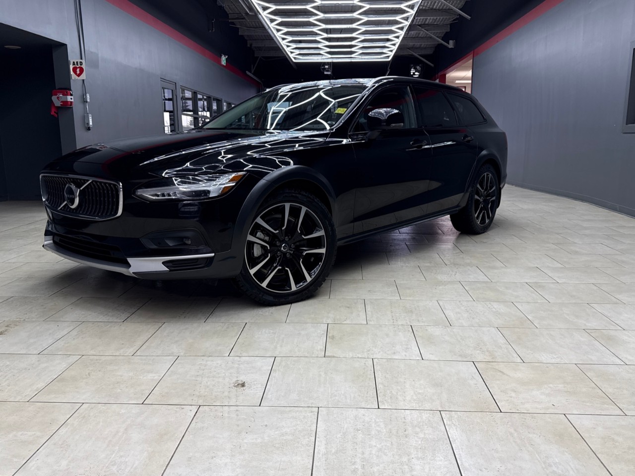 2024 Volvo V90 Cross Country