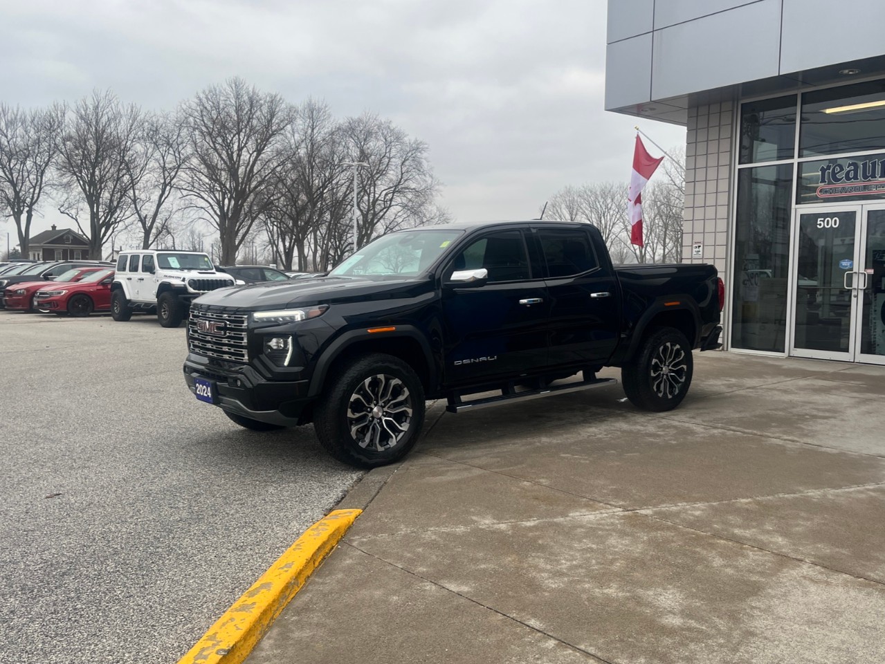 2024 GMC Canyon