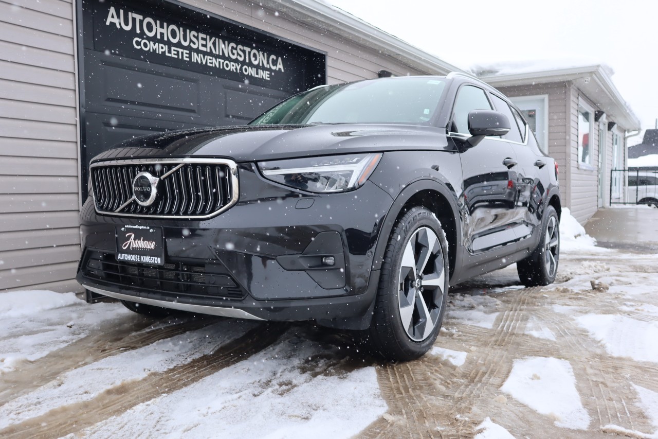 2024 Volvo XC40