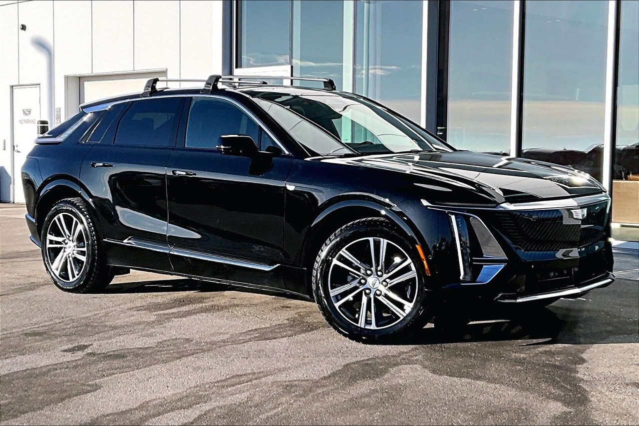 2025 Cadillac LYRIQ