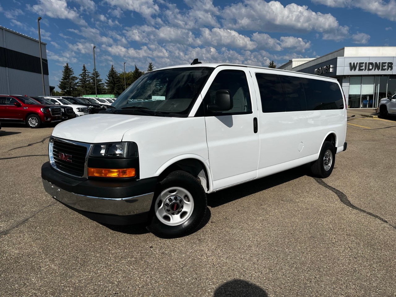 2023 GMC Savana Passenger