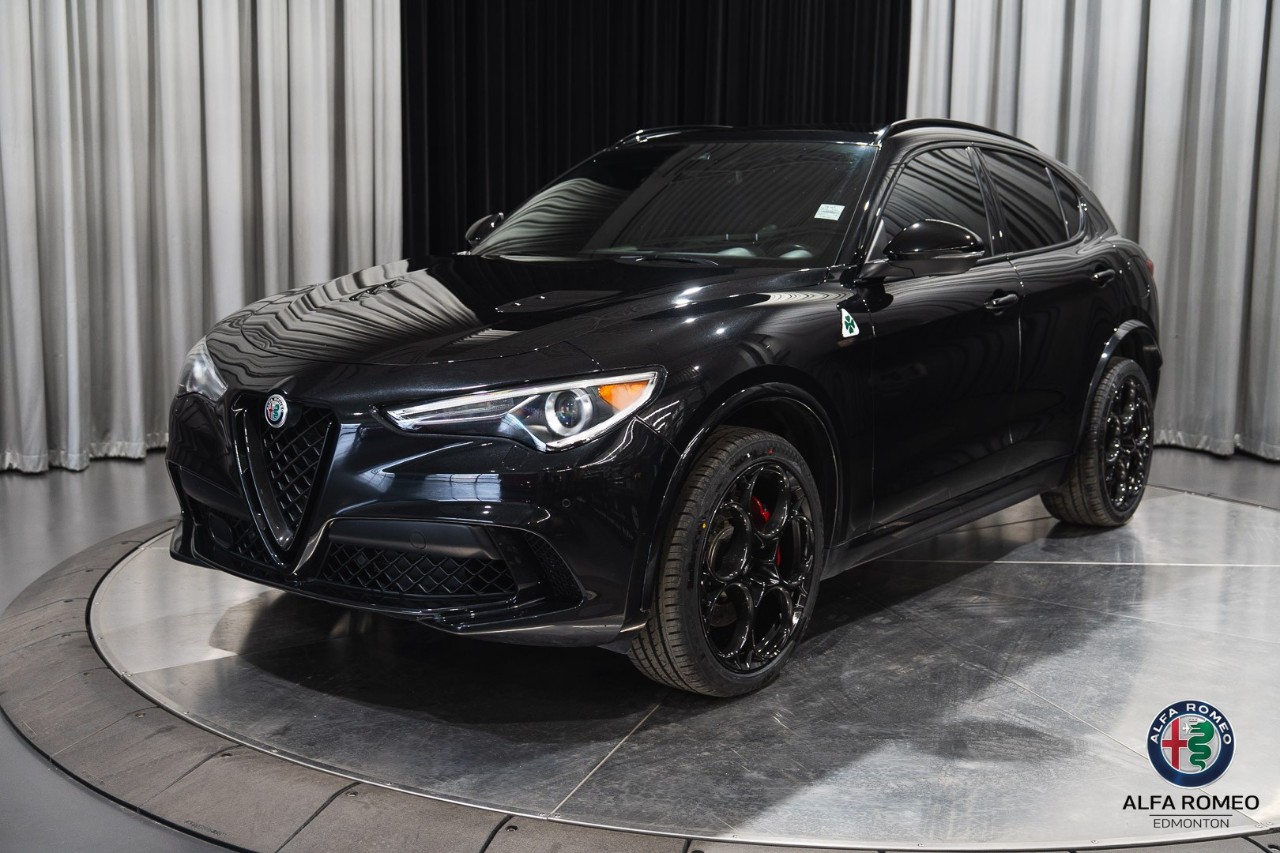 2022 Alfa Romeo Stelvio