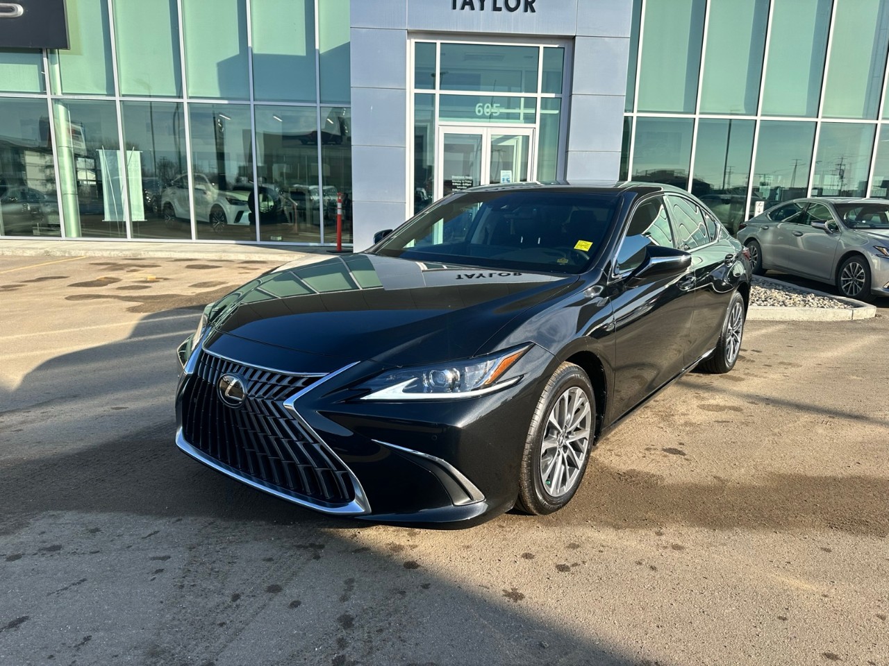 2023 Lexus ES