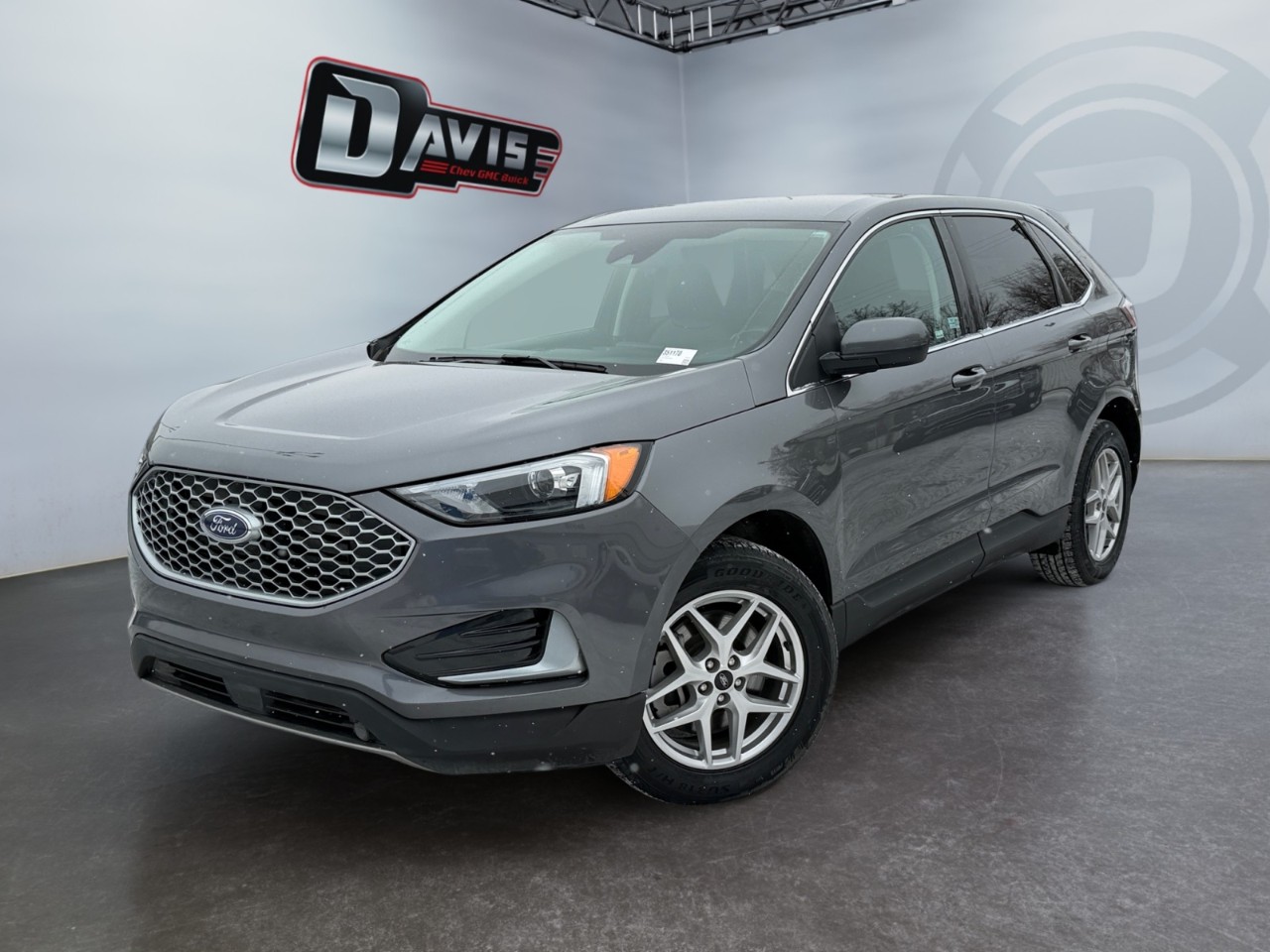 2023 Ford Edge