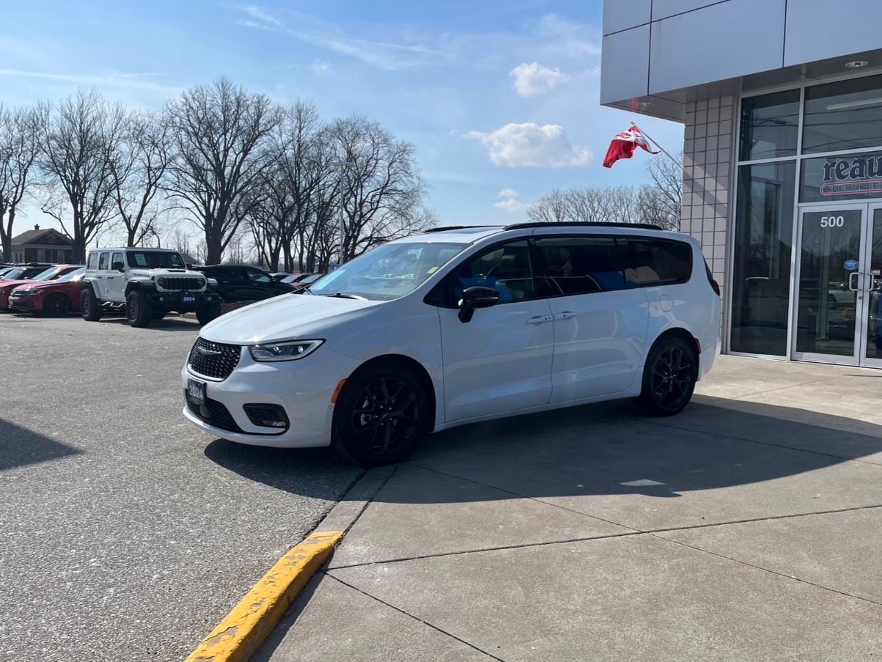 2024 Chrysler Pacifica