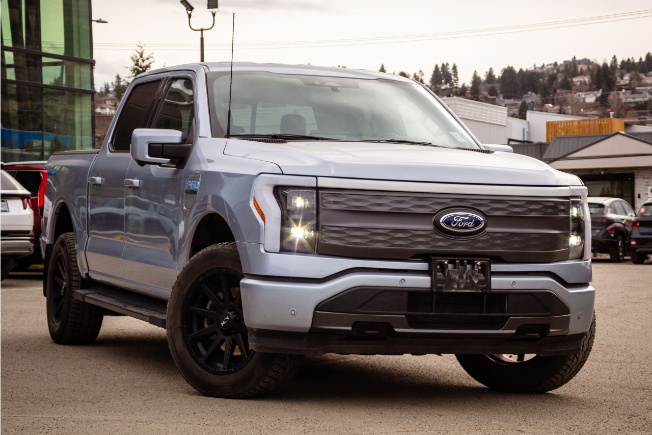 2022 Ford F-150 Lightning - 1