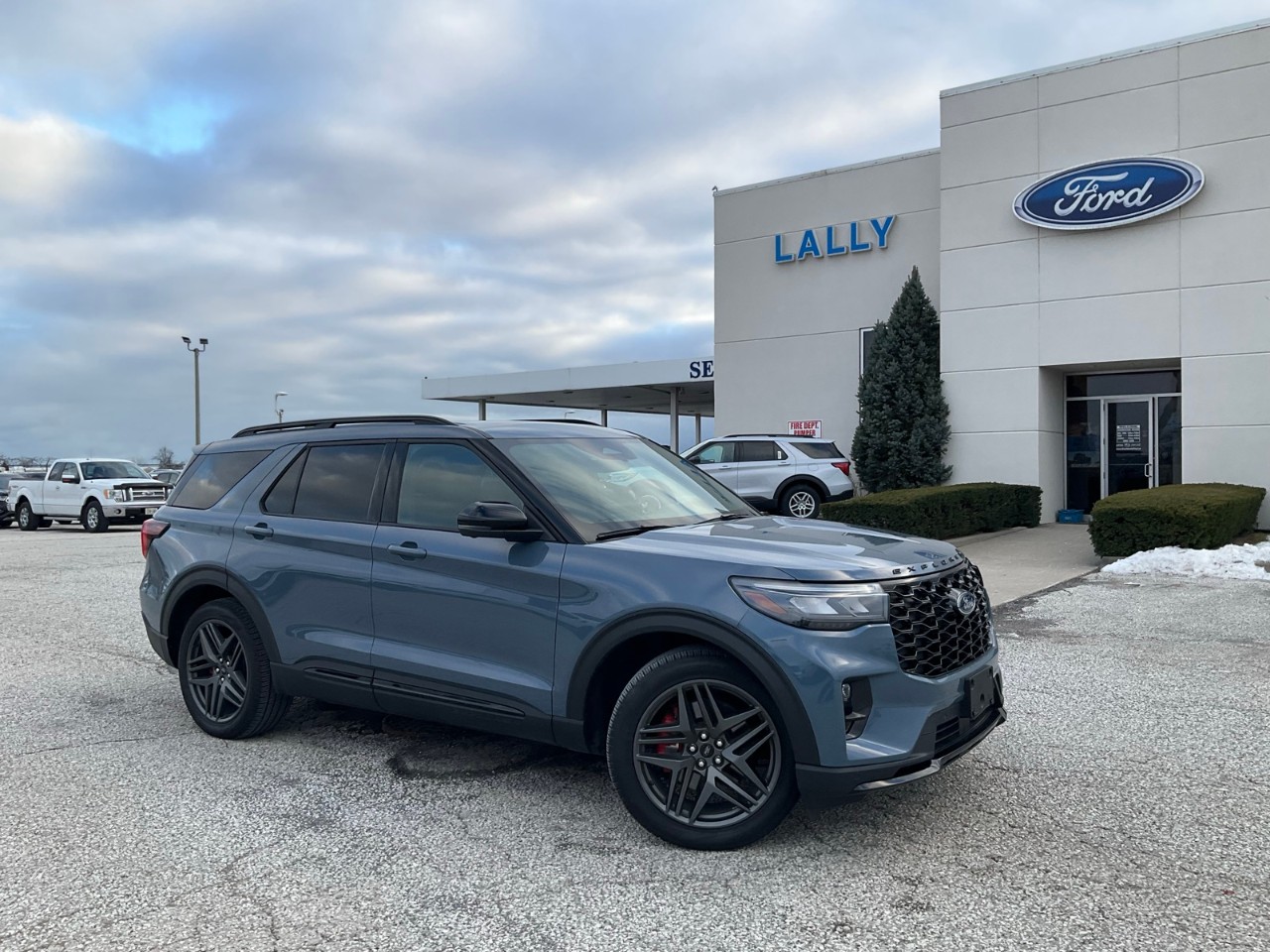 2025 Ford Explorer